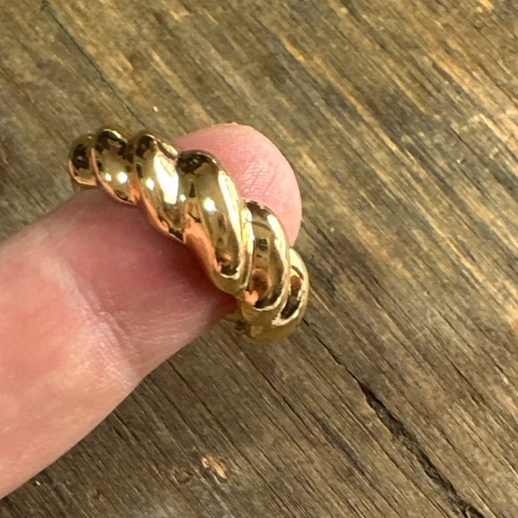 Gold steel cuff adjustable ring croissant shape/luxury/minimalist - Picture 1 of 7